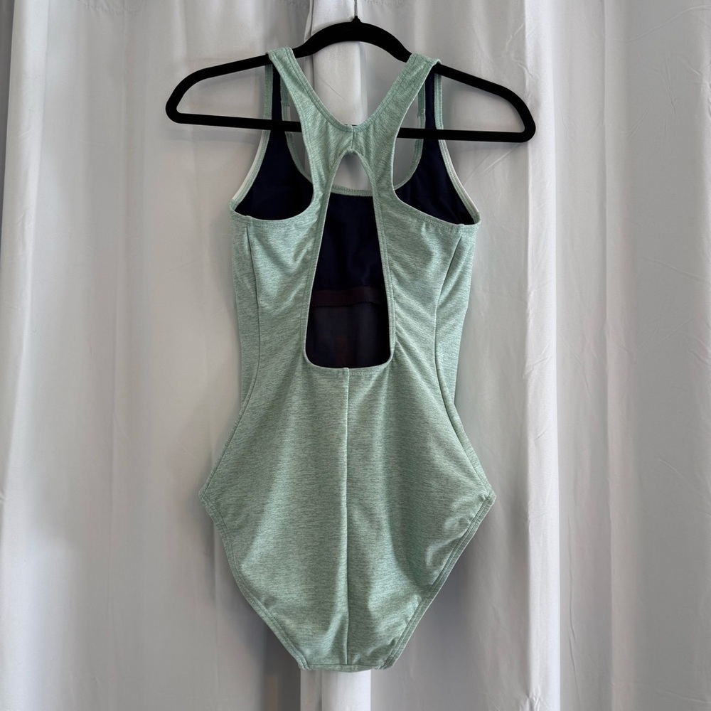 TYR Durafast Elite One Piece Training Swimsuit 12 NWOT - Picture 3 of 8